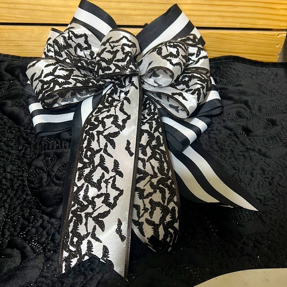 Handmade Halloween 🎃 Bow